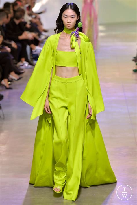 Womenswear .